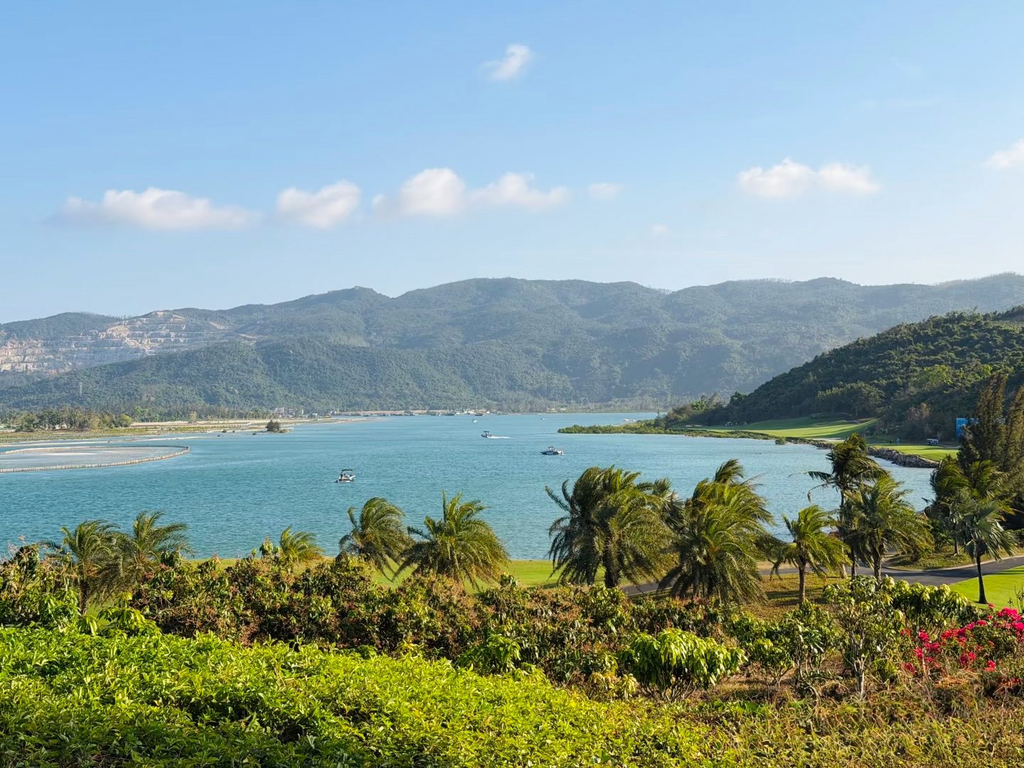 Lu Hui Tou Golf Club fairway draped across the Sanya peninsula