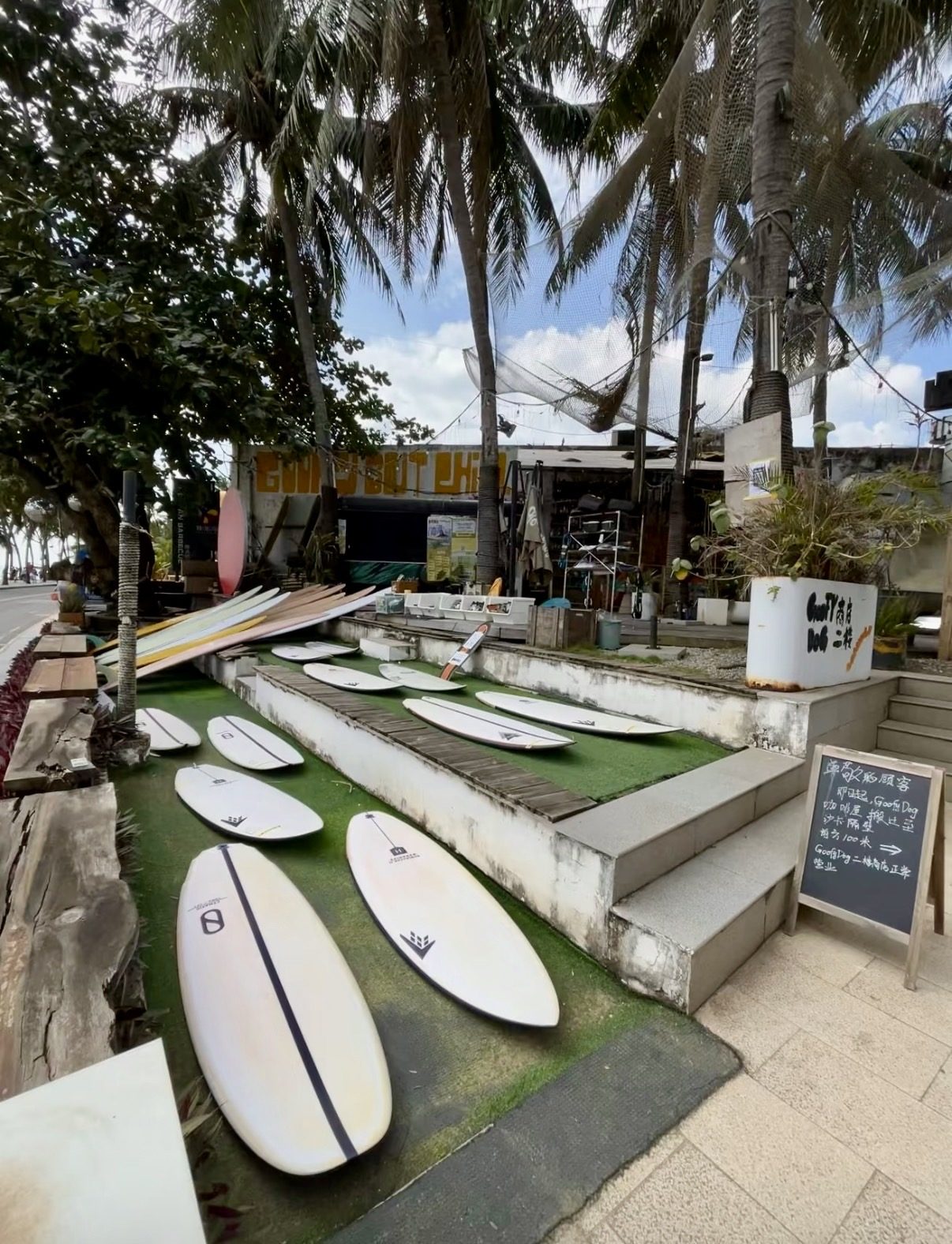 Rental surfboards at PerfectSwell Hainan